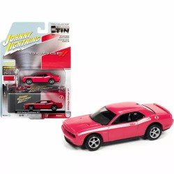 Johnny Lightning 2010 Dodge Challenger